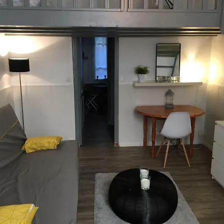 Apartment Studio Avec Mezzanine A 5 Min Des Arenes Et De La Gare *